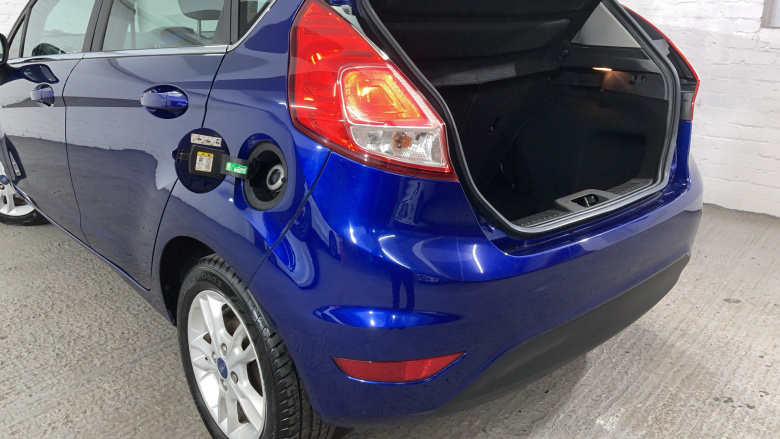 Ford Fiesta 1.0 EcoBoost Zetec 5dr Petrol Hatchback